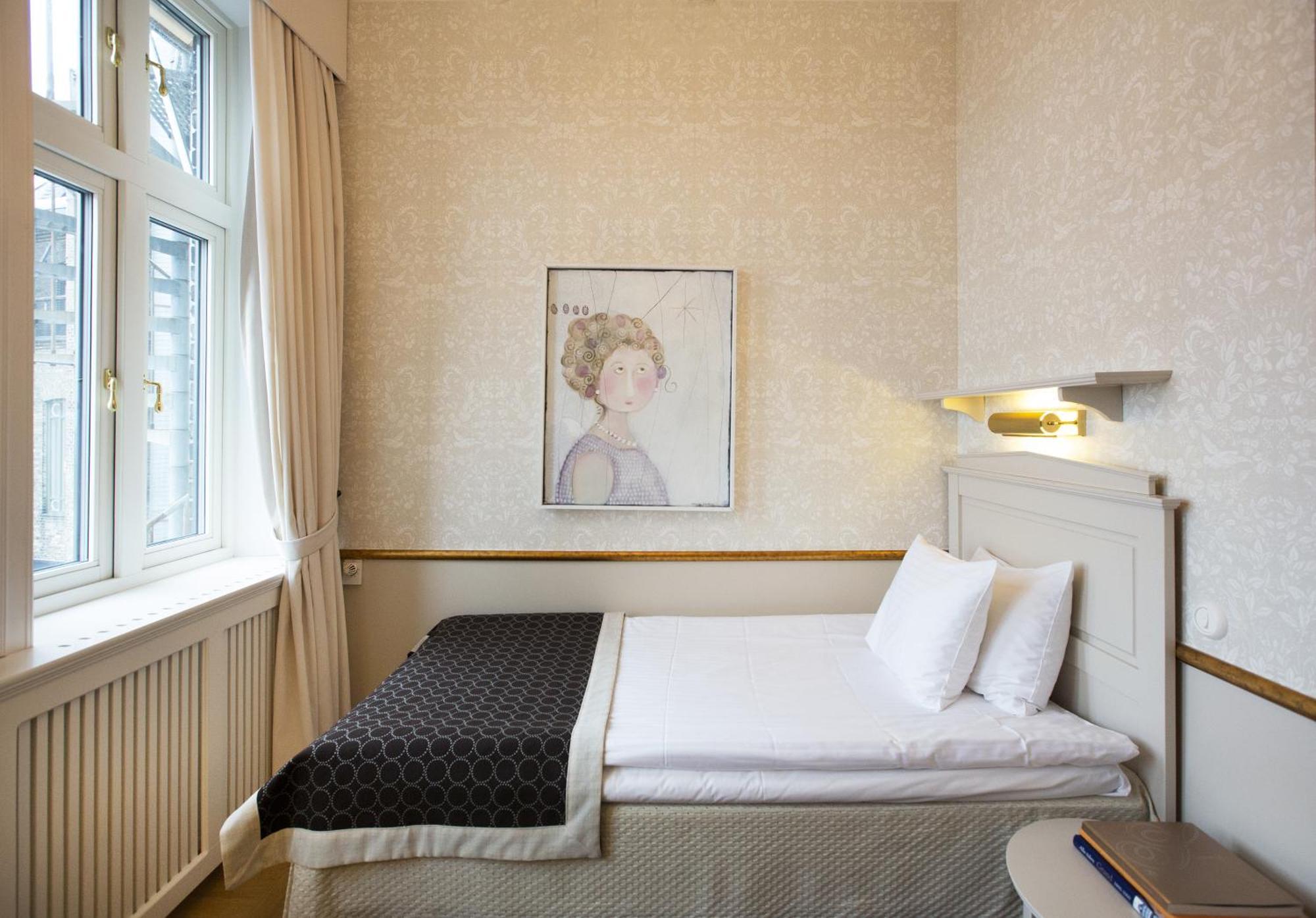 Grand Hotel Лунд Стая снимка